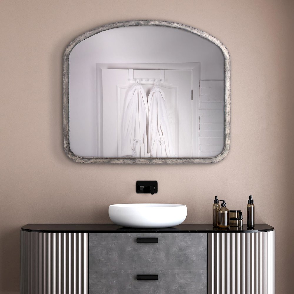 Marius Arched Mirror Silver. Picture 3