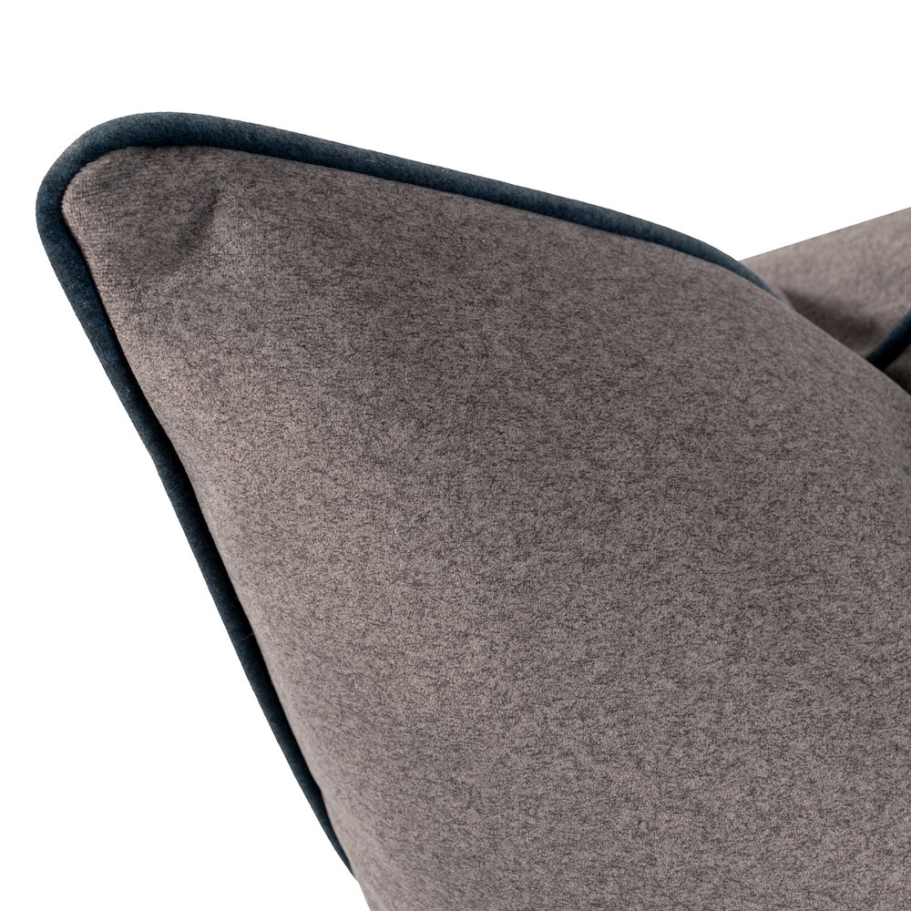 Qiviut Gray 20x20 Poly Filled Pillow. Picture 2