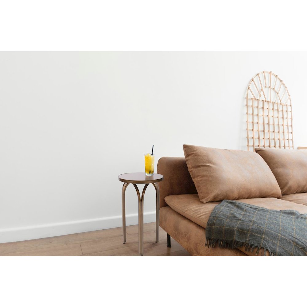 Palladio Tea Tint Side Table. Picture 7