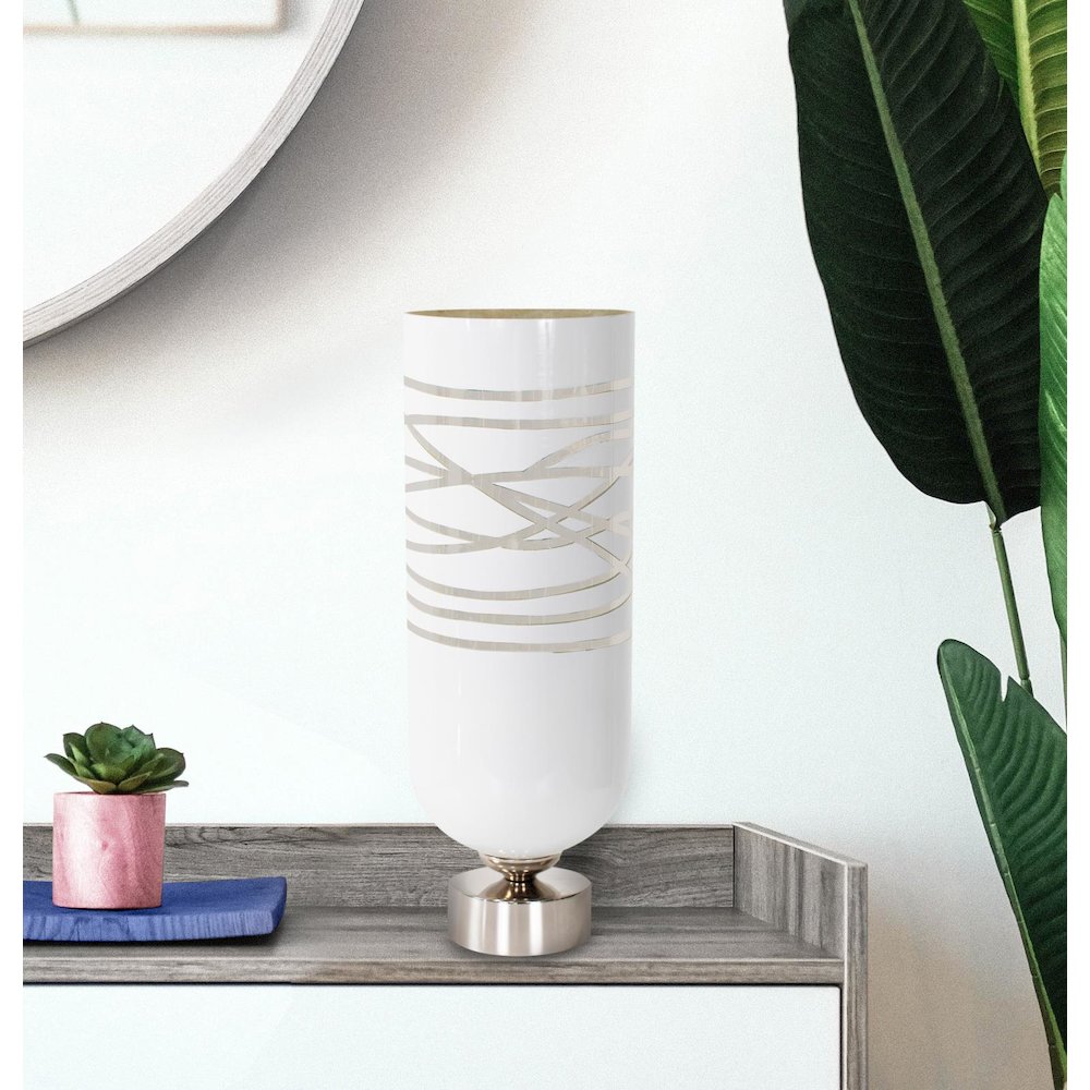 Lustig Cylindrical Vessel- Large. Picture 9