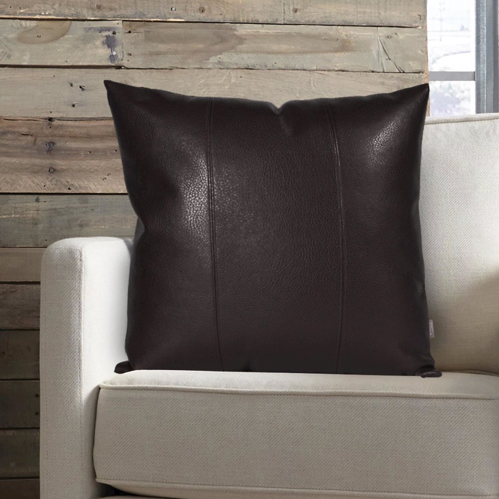 24 x 24 Avanti Black Pillow. Picture 4