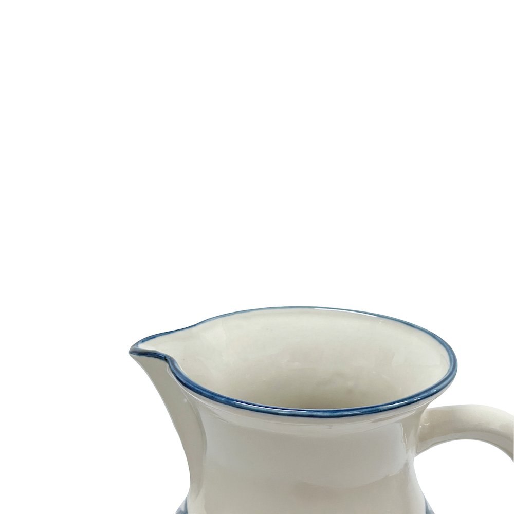 Pagoda Pitcher. Picture 6