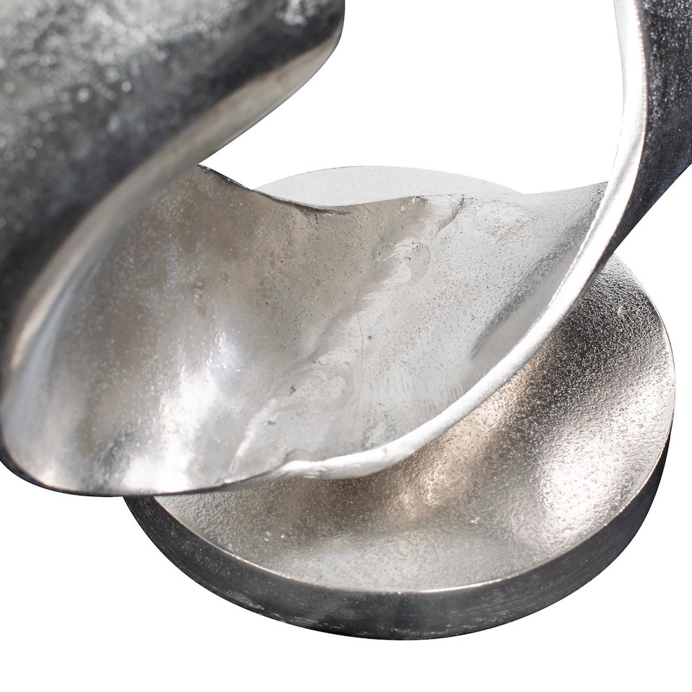 Constant Airial Flow Sculpture. Picture 4