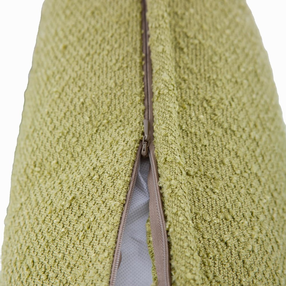 Pillow 24 x 24  Alicante Moss. Picture 4