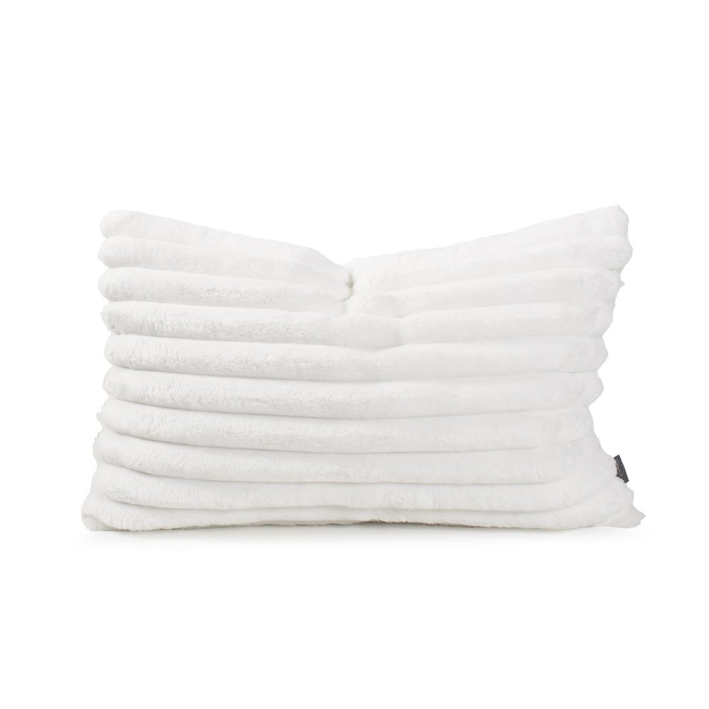 Pillow 14 x 22 Shar Pei White - Down Insert. Picture 1