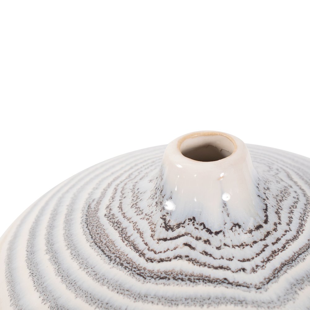 Sierra Sands Bulb Vase. Picture 4