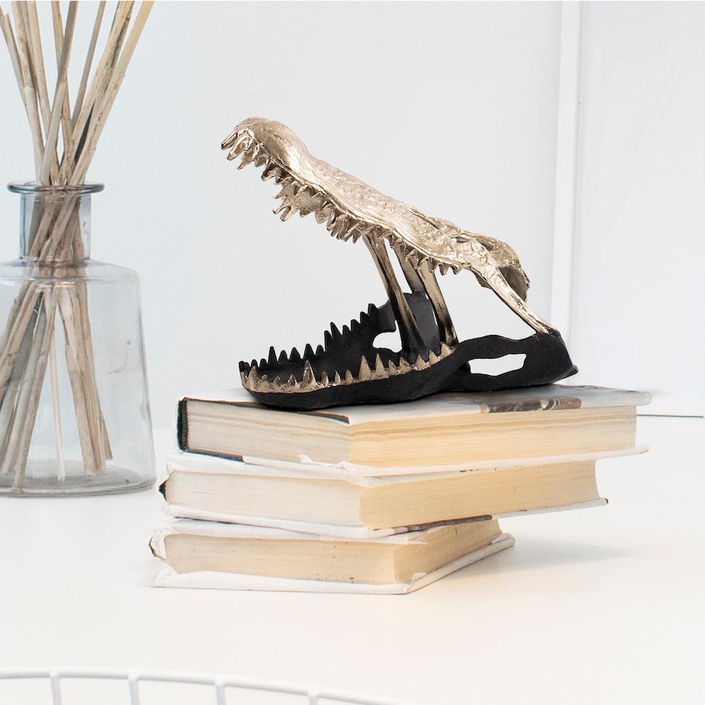 Freddy  Croc Sculpture- Small. Picture 9