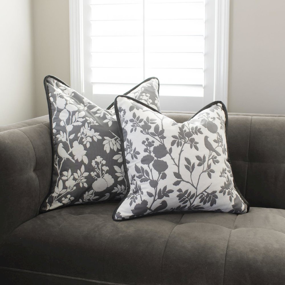 20 x 20 Pillow  Sparrow Natural - Down Insert. Picture 8