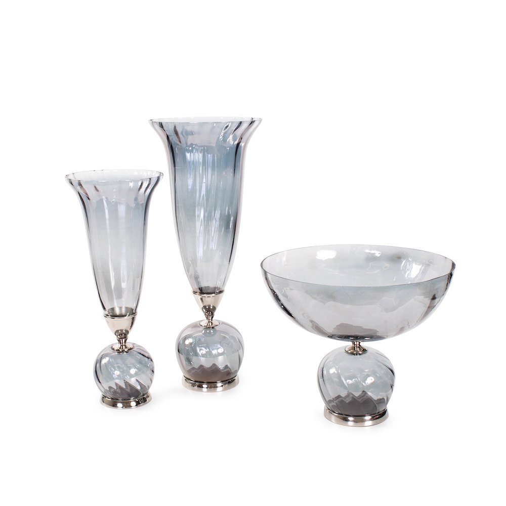 Ayers Smoked Glass Trumpet Vase Short. Picture 7