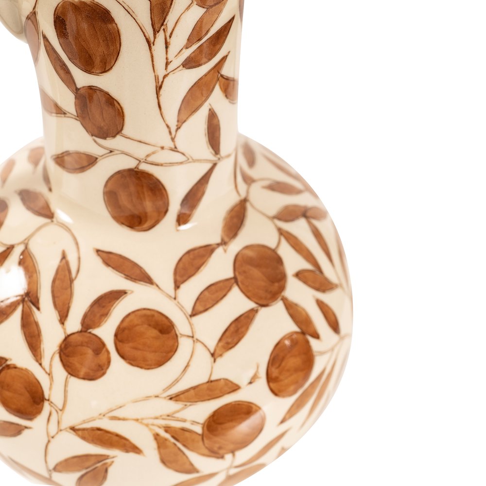 Olivia Water Pitcher Golden Brown. Picture 5
