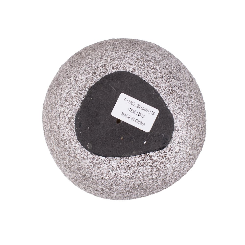 Modern Pomme Sculpture in Polyresin. Picture 3