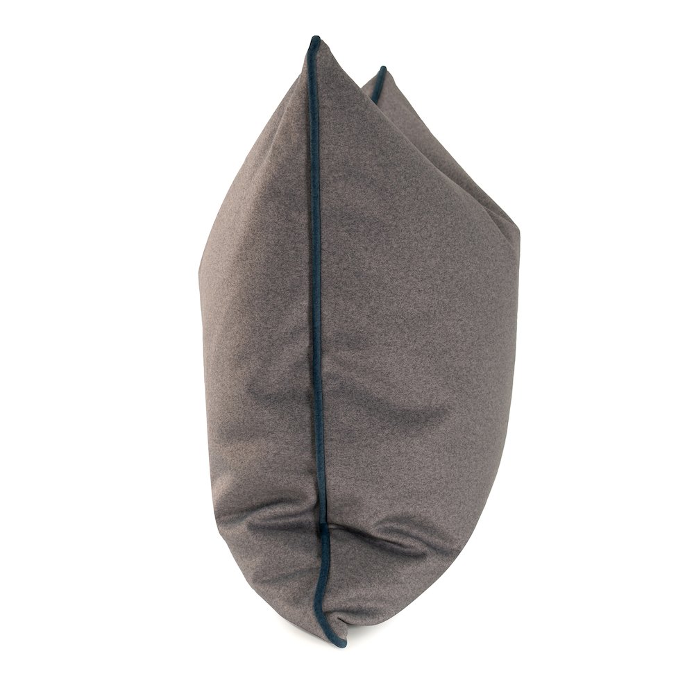 Qiviut Gray 24x24 Poly Filled Pillow. Picture 3