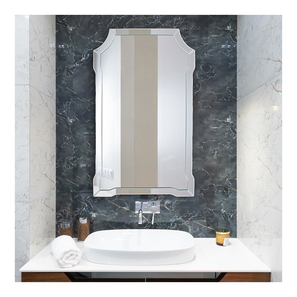 Claudette Mirror. Picture 7