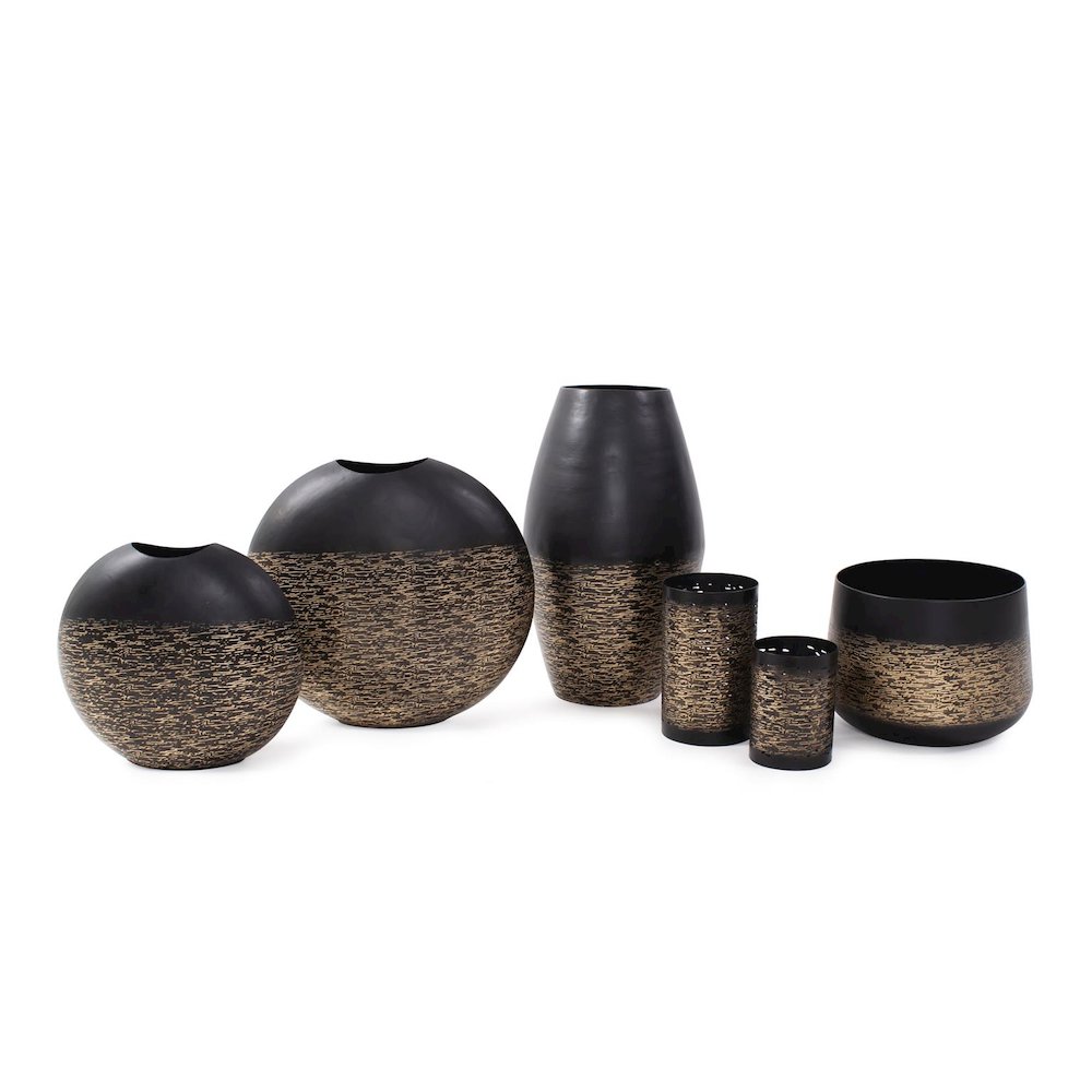 Golden Thread Cylindrical Large Candle Holder. Picture 6