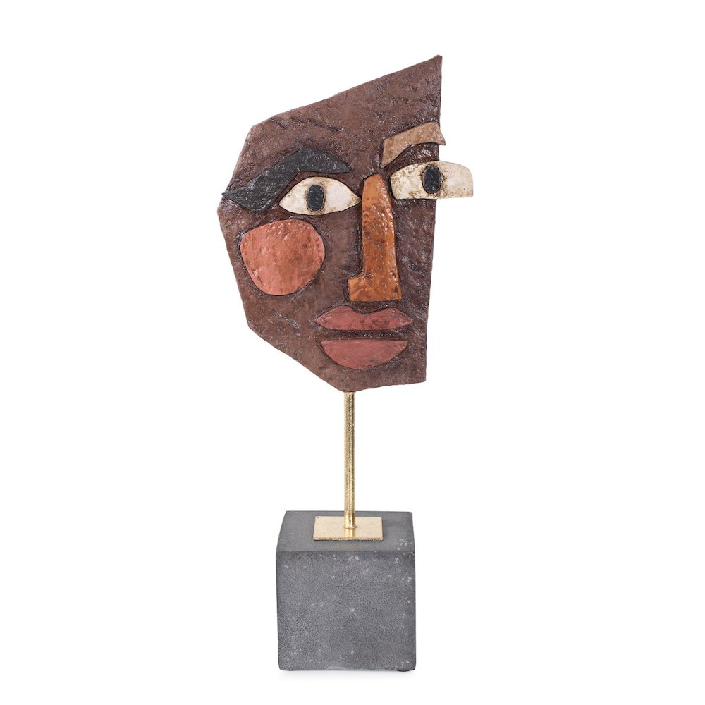 Oliver Sculpture. Picture 1