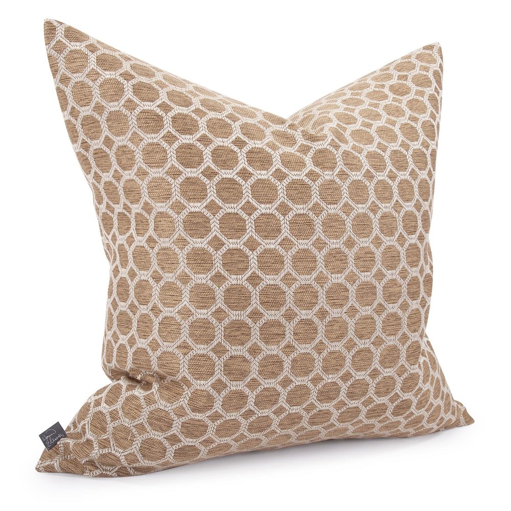 24 x 24 Pillow  Pyth Gold - Down Insert. Picture 2