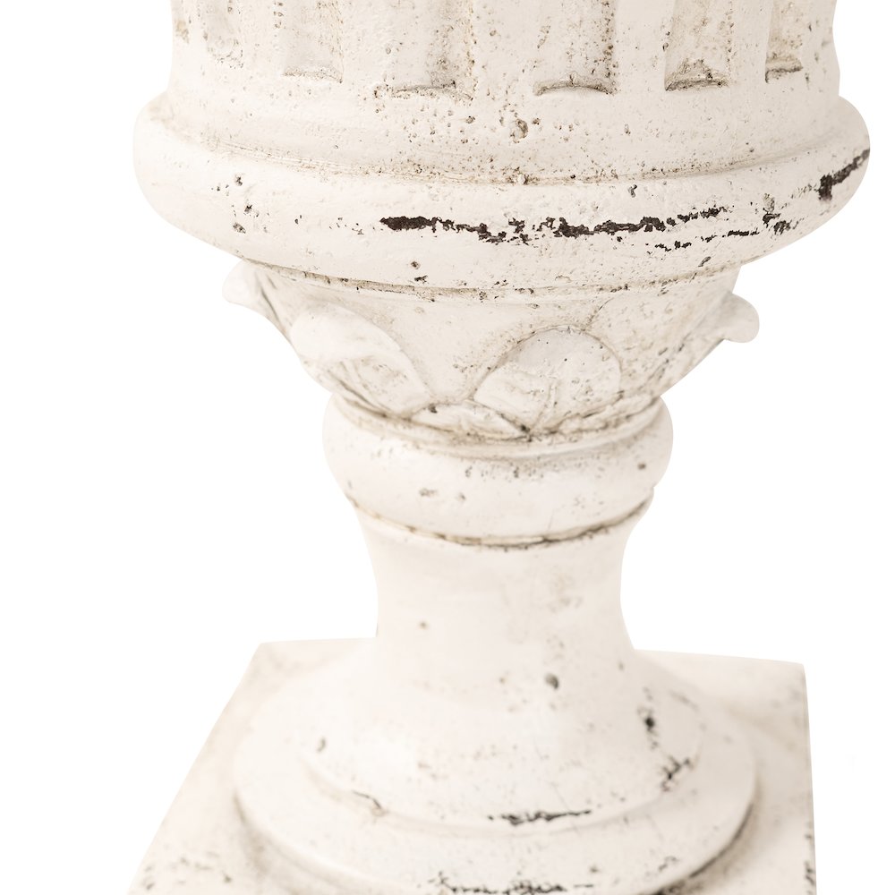 Roman Classic Urn. Picture 6