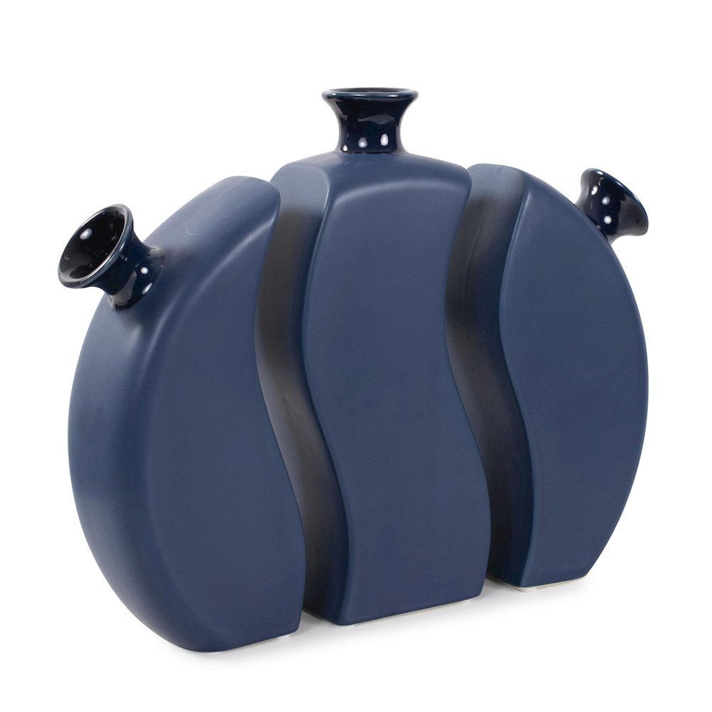 Delft Blue 3 Piece Floral Vase. Picture 9