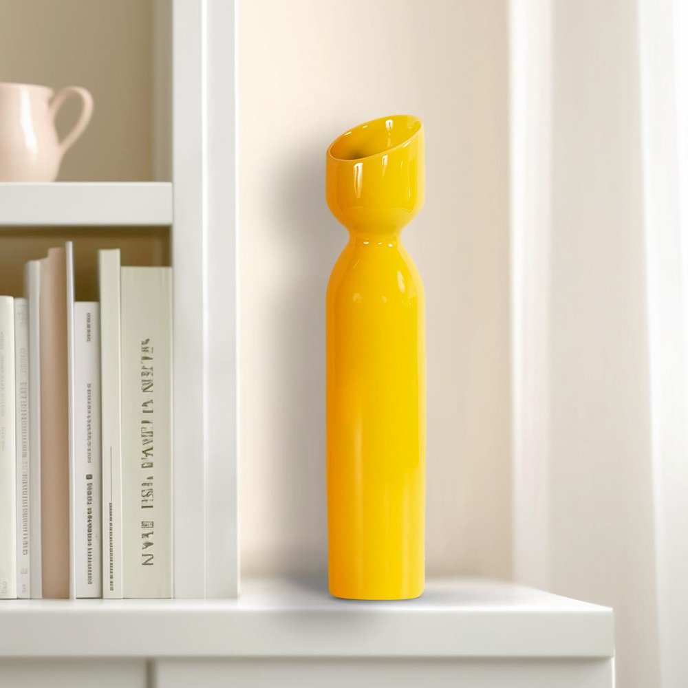 Holland Daffodil Short Vase. Picture 9