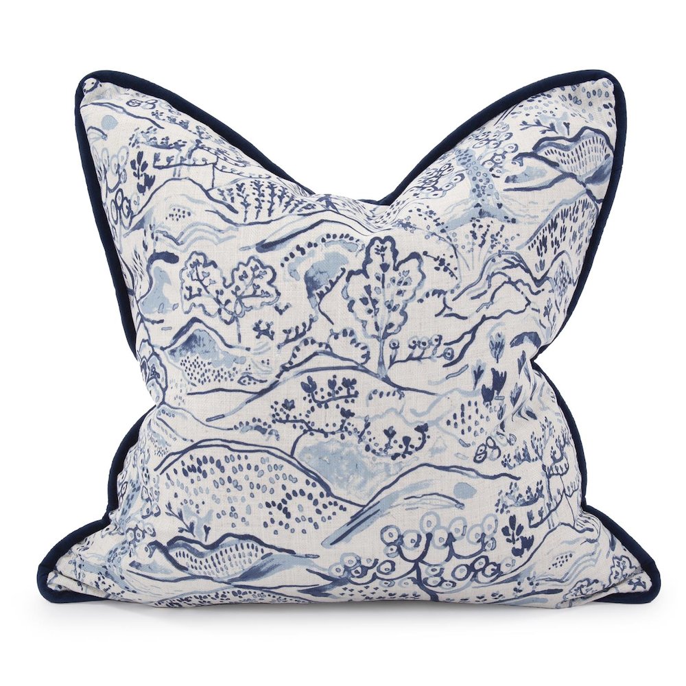 24 x 24 Pillow  Fable Royal - Down Insert. Picture 1