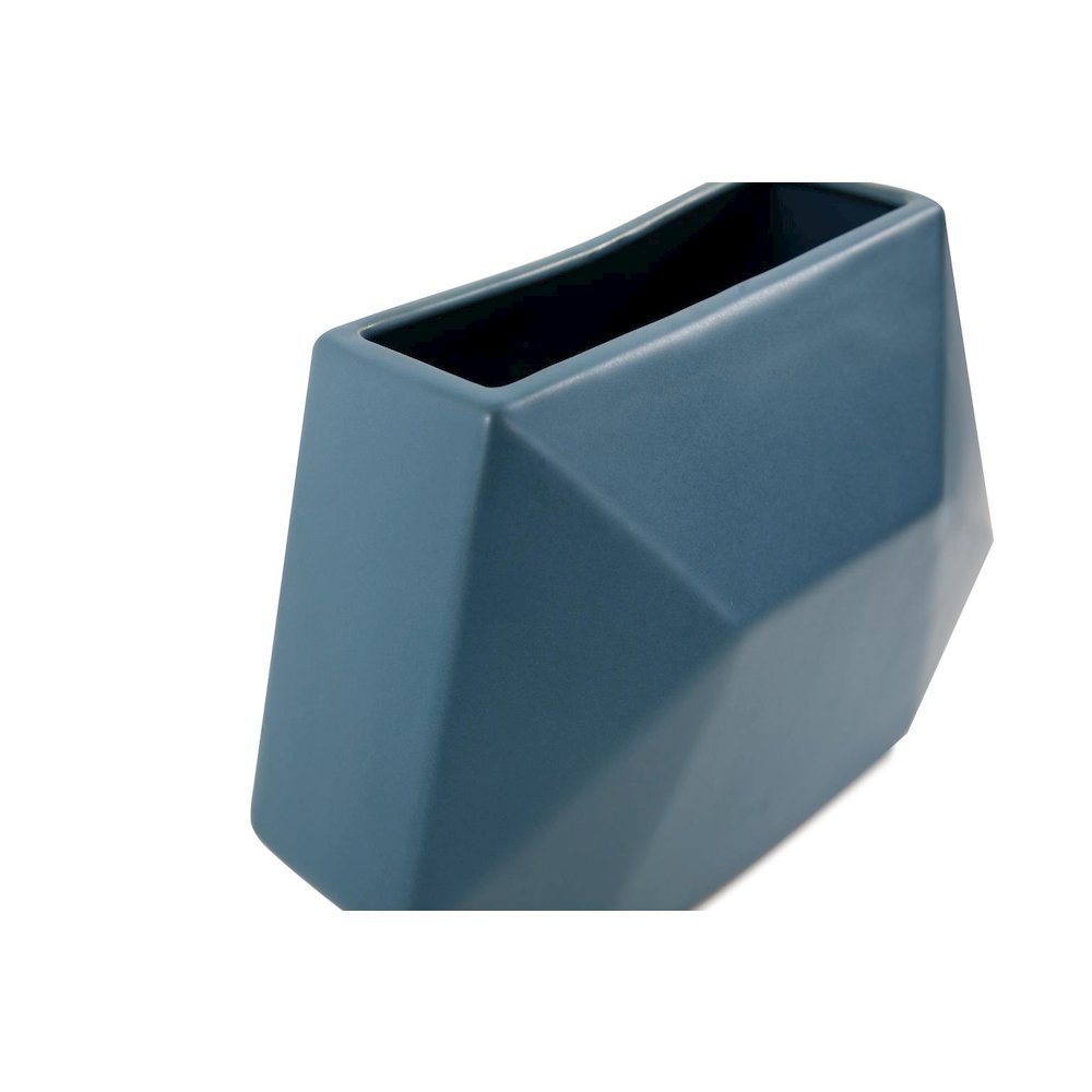 Brassa Vessel - Small. Picture 5