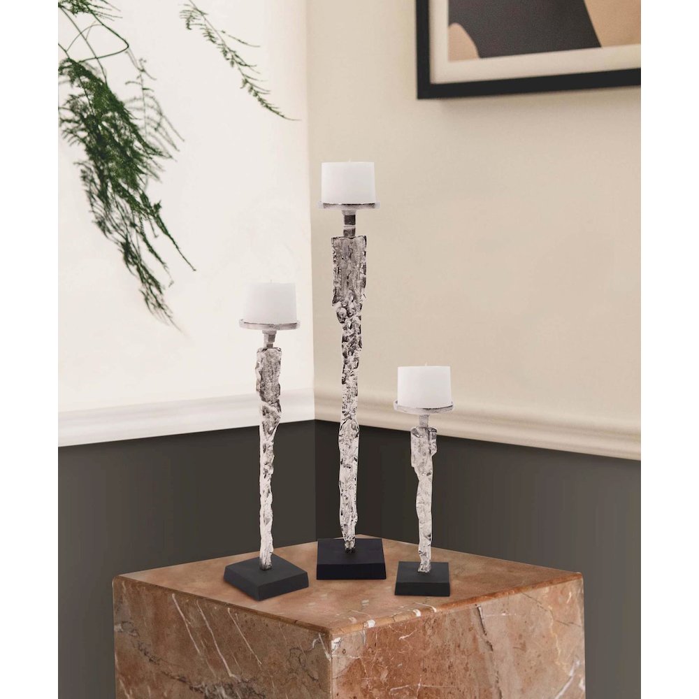 Abstract Figure Candle Holder Short. Picture 3