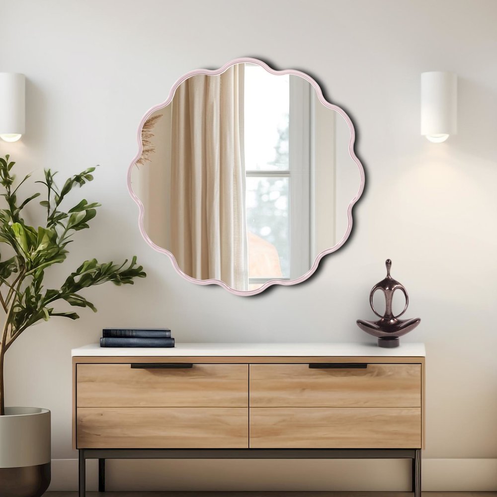 Kushi Round Scalloped Edge Mirror in Glossy Lilac. Picture 6