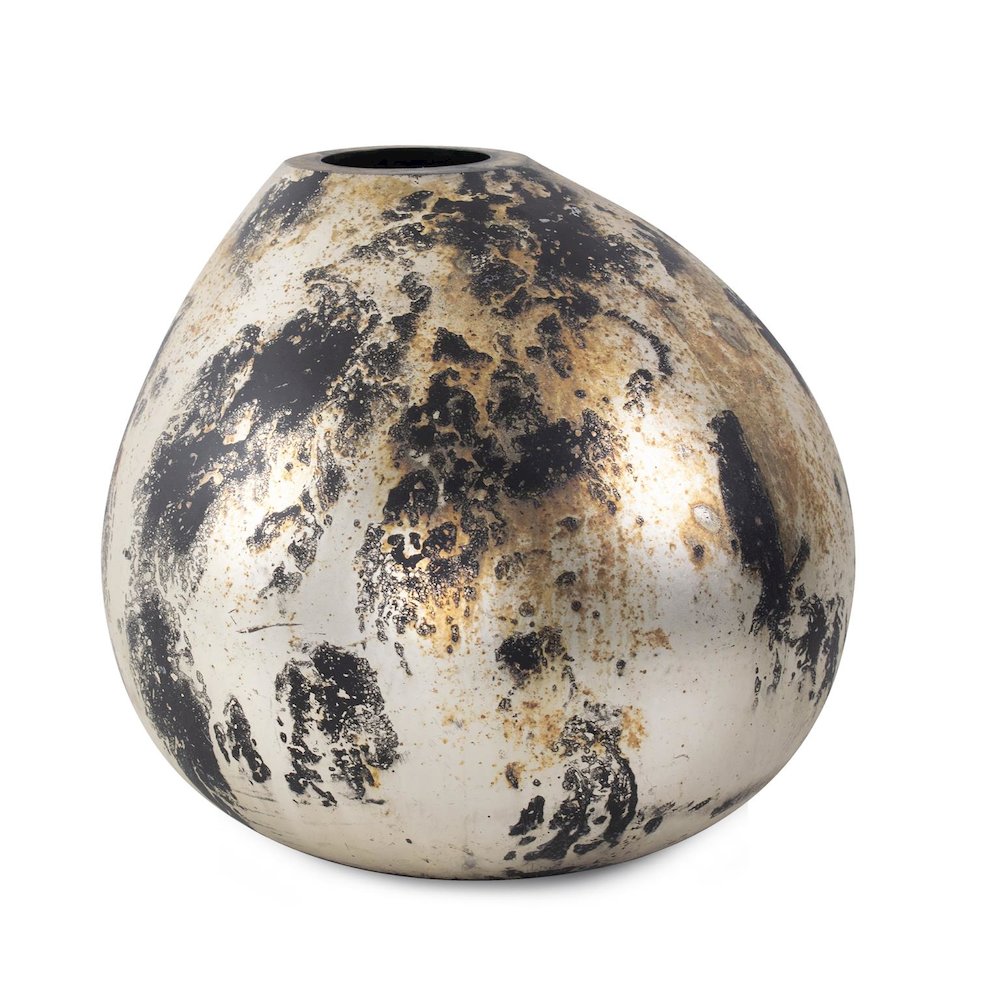 Callisto Bulbous Glass Vase. Picture 4