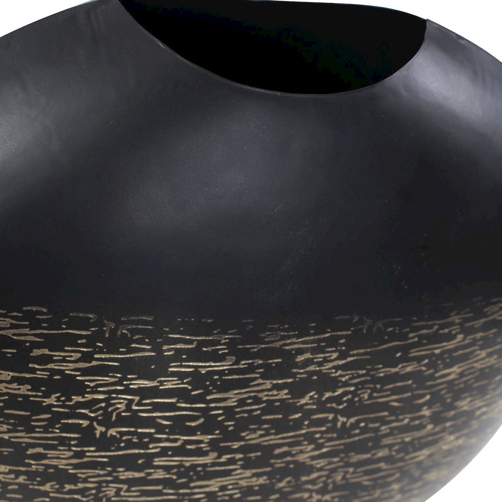Golden Thread Medium Disc Vase. Picture 2