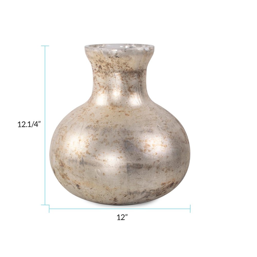 Beatrice Flared Silver Vase. Picture 7