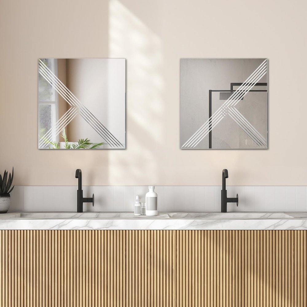 Adoree V Grooved Square Mirror. Picture 4