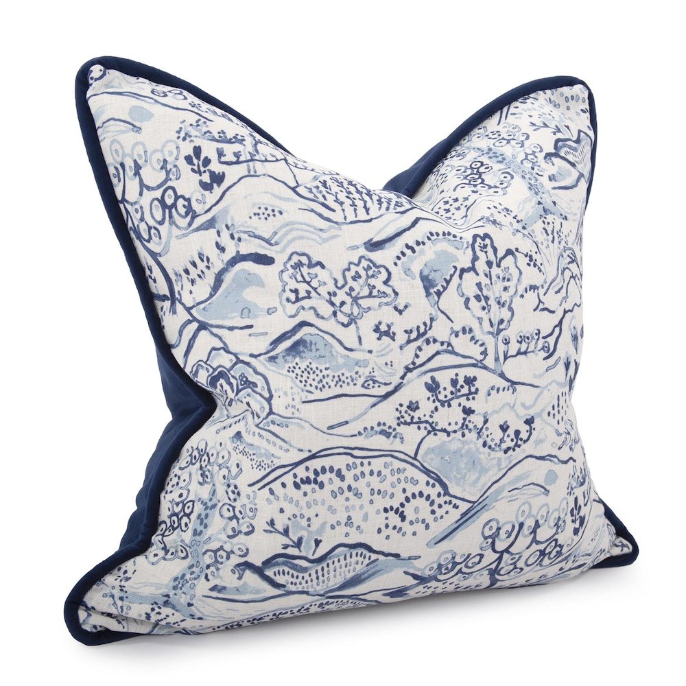 24 x 24 Pillow  Fable Royal - Down Insert. Picture 3