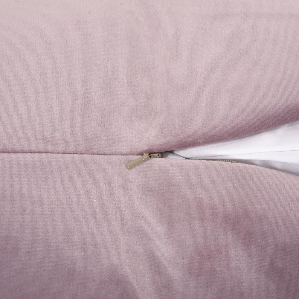 20 x 20 Bella Rose Pillow  - Poly Insert. Picture 4