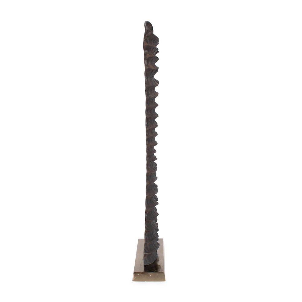 Meru Abstract Sculpture. Picture 6