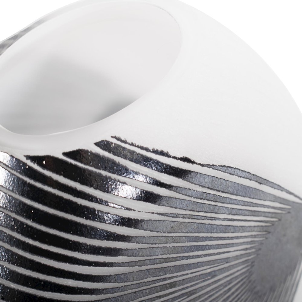 Oxman Hypnotic Tall Glass Vase. Picture 9