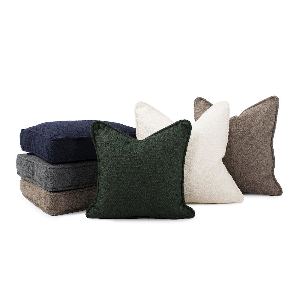 24 in. x 24 in. Pillow  Barbet Forest  - Down Insert. Picture 7