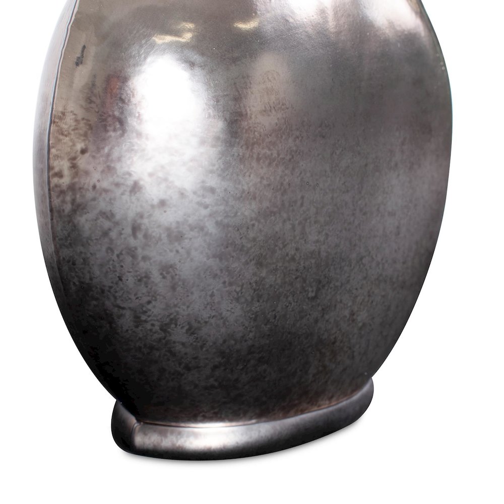 Advik Polished Silver Vase- Short. Picture 4