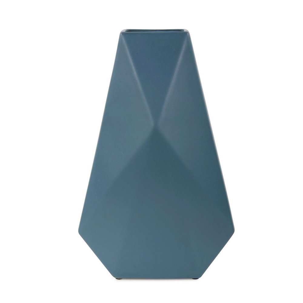Brassa Vessel- Short. Picture 1