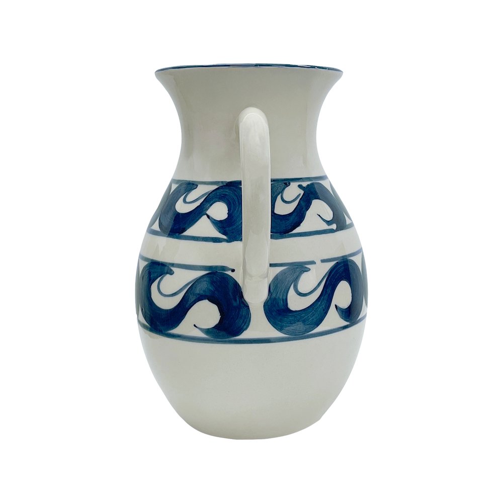 Pagoda Pitcher. Picture 3