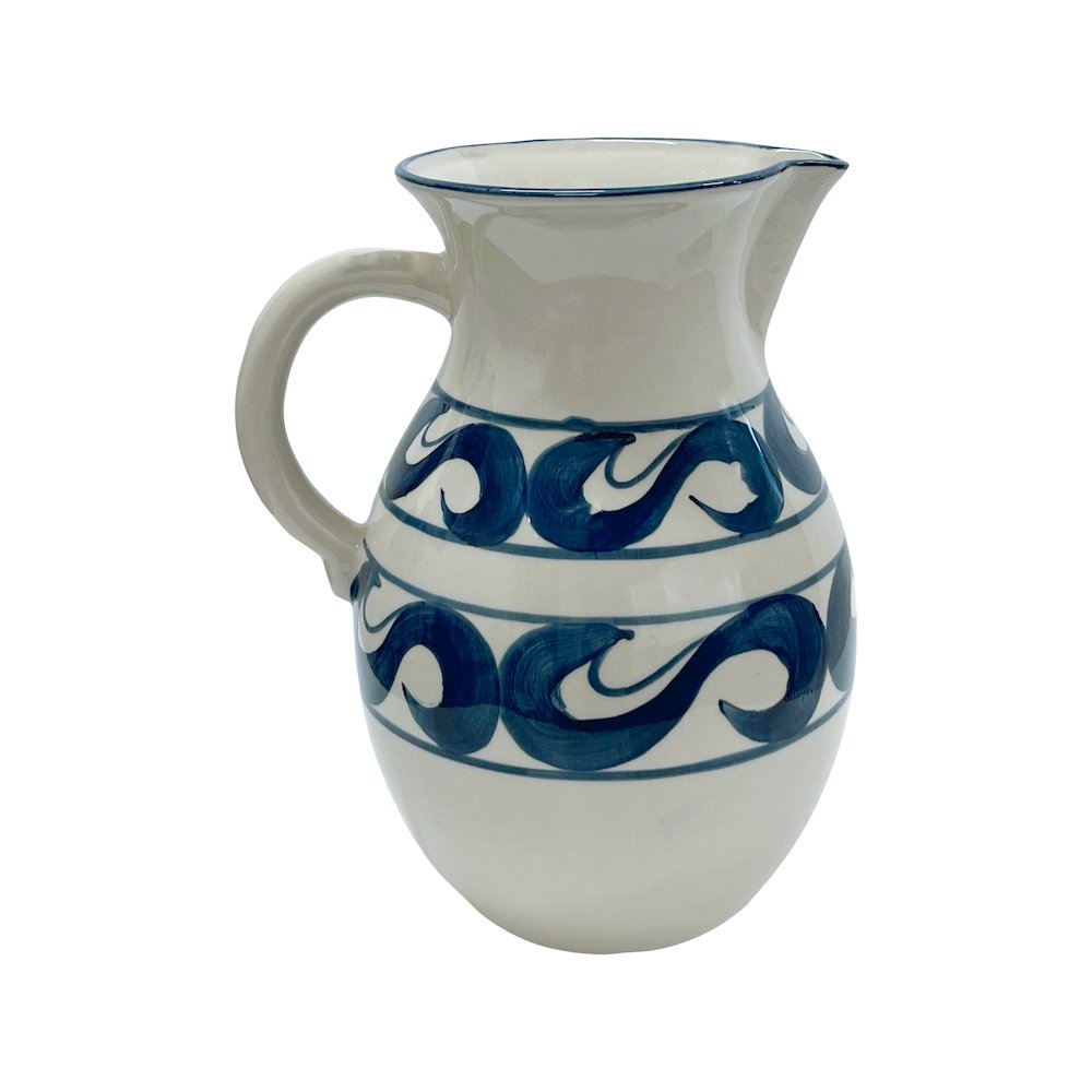 Pagoda Pitcher. Picture 2