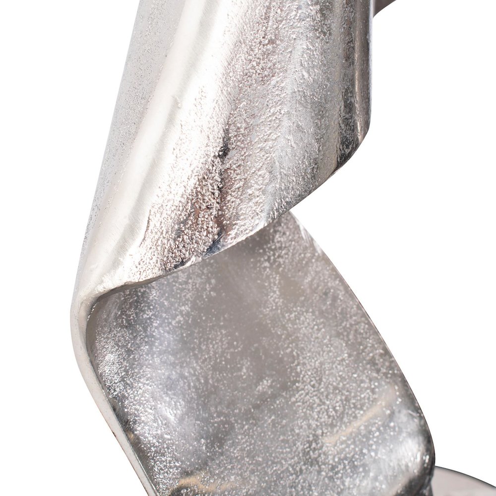 Constant Airial Flow Sculpture. Picture 3