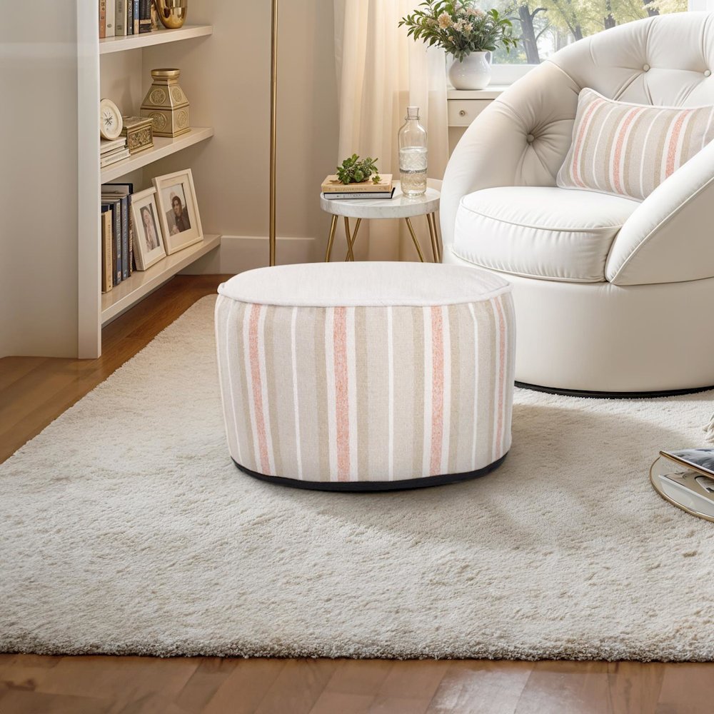 Short Indoor/Outdoor Pouf Dune Terra. Picture 8