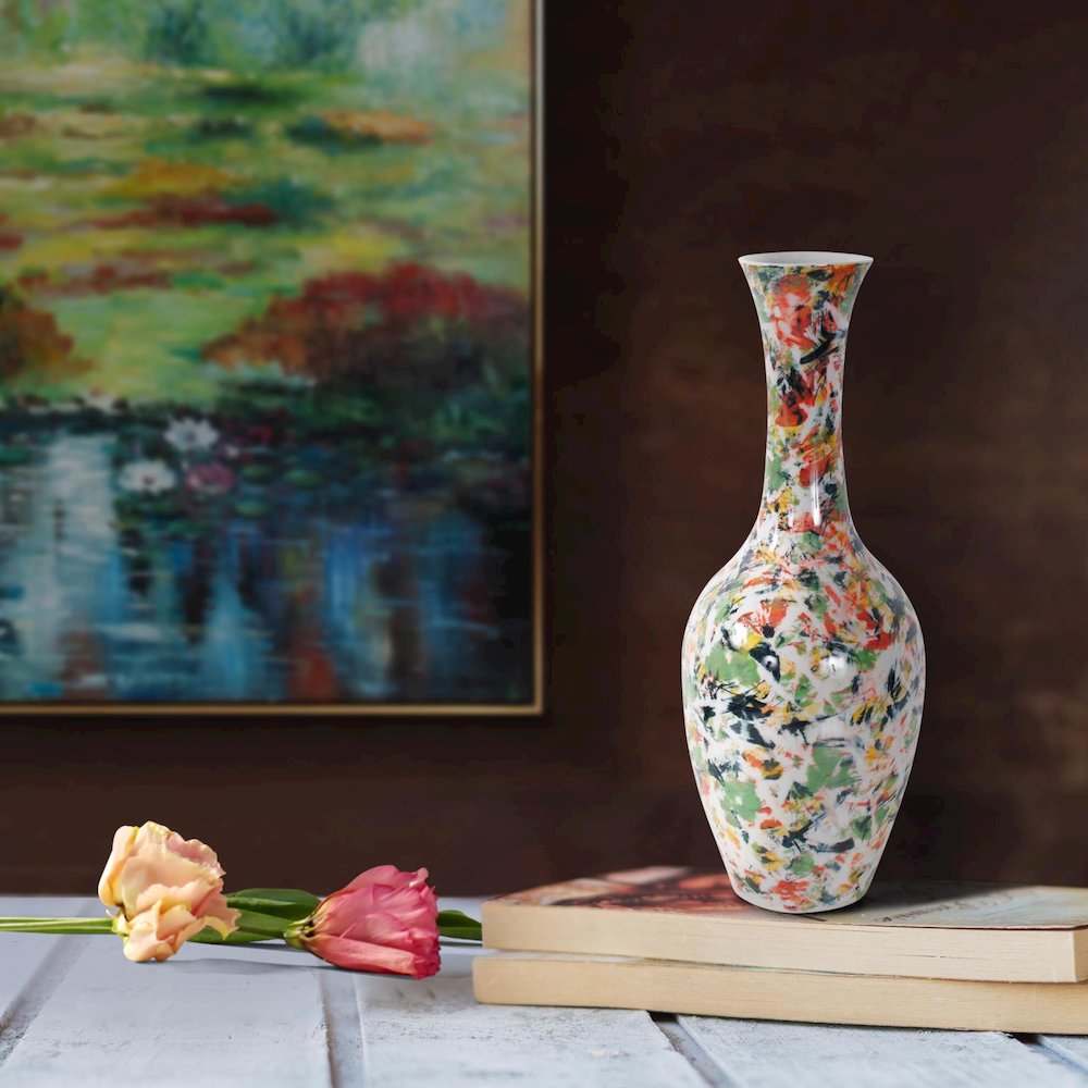 Jardin Colore' Tall Necked Vase. Picture 7