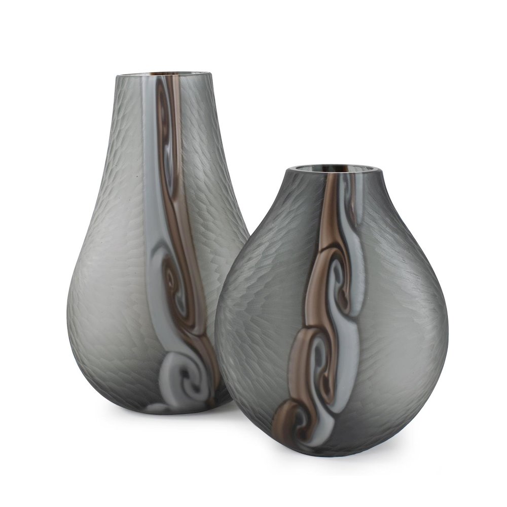Smooth Vibe Glass Vase- Tall. Picture 8