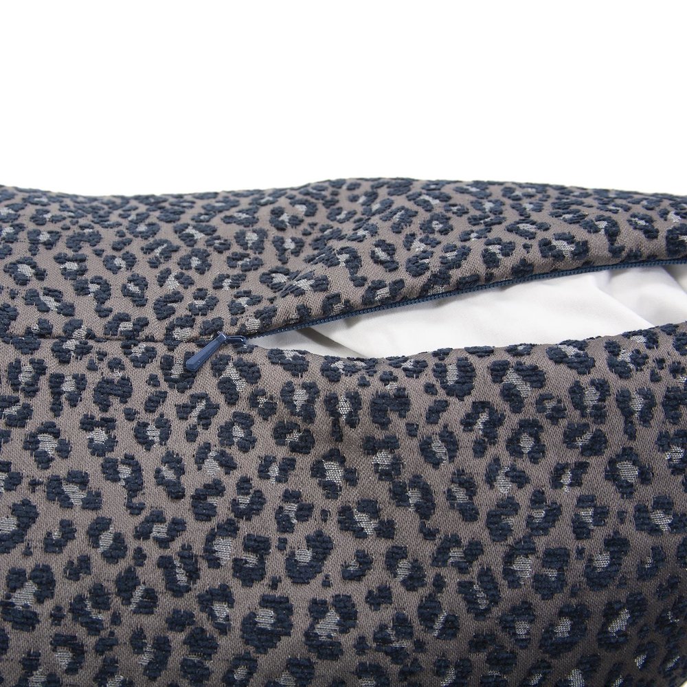20 x 20 Pillow  Lynx Indigo  - Poly Insert. Picture 5