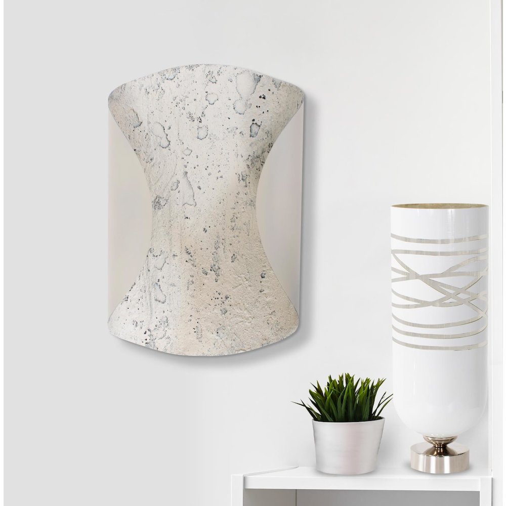 Lustig Cylindrical Vessel- Medium. Picture 9