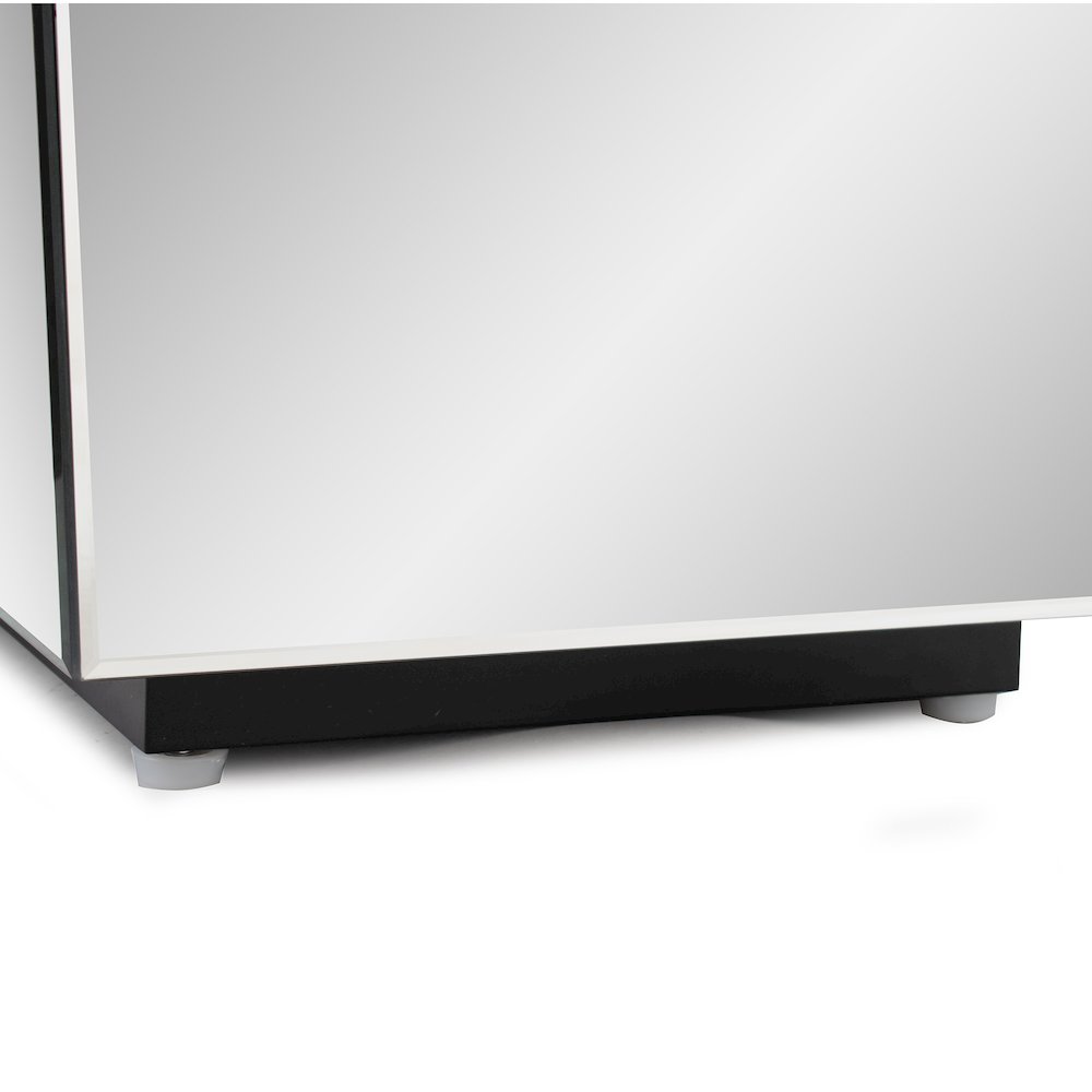 Clear Mirrored Pedestal Short. Picture 5
