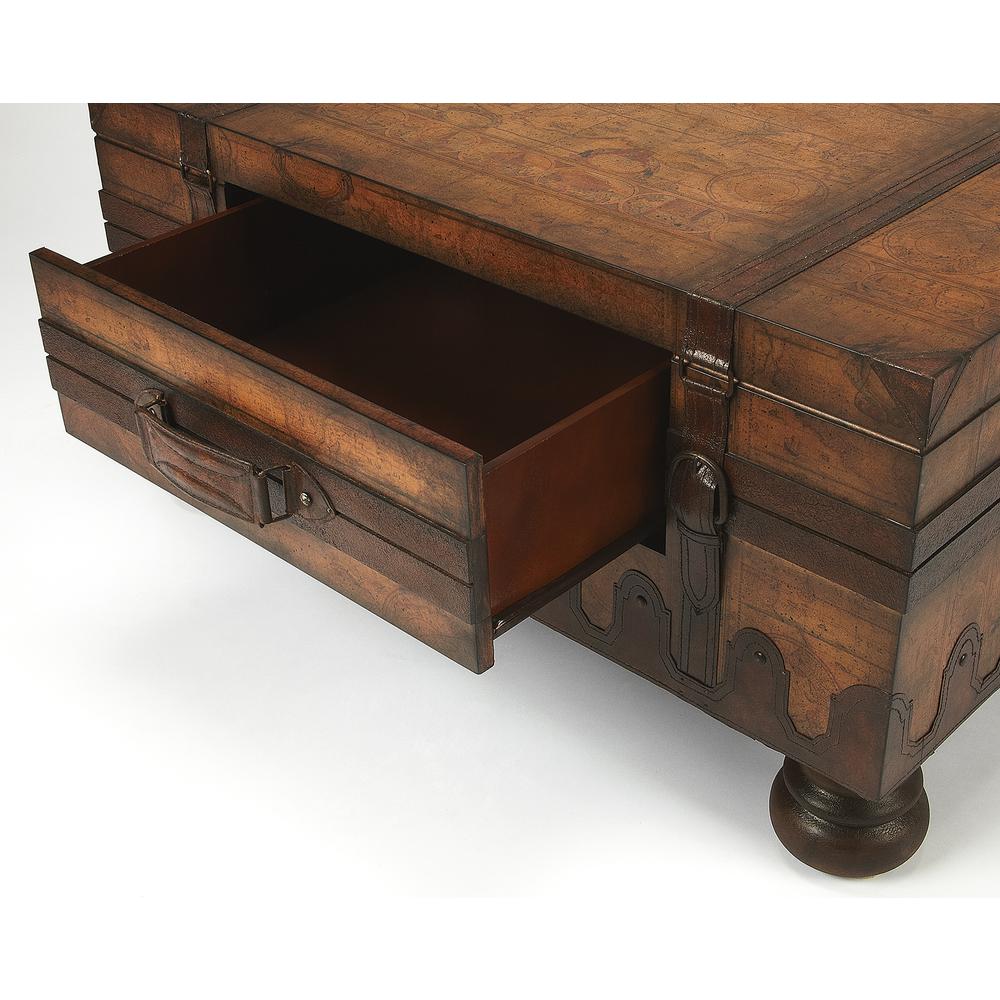 Vasco Old World Map Trunk Table, Light Brown. Picture 2