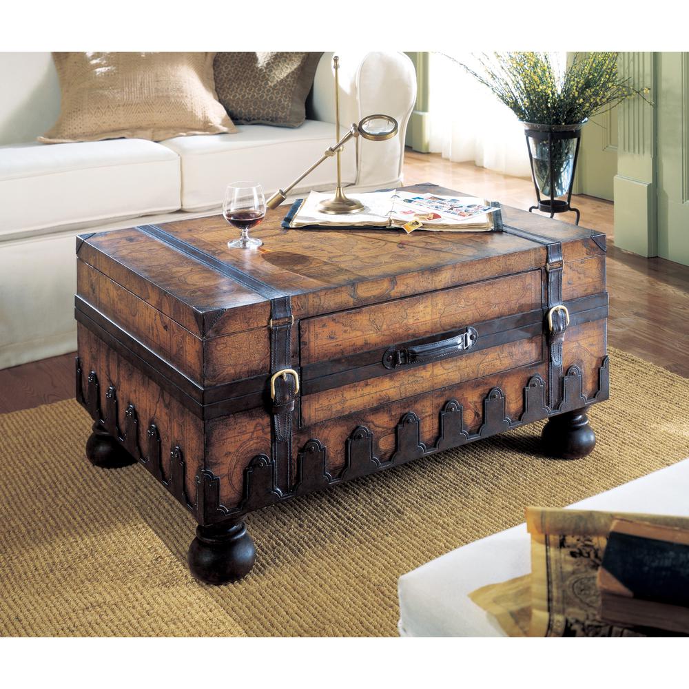Vasco Old World Map Trunk Table, Light Brown. Picture 6