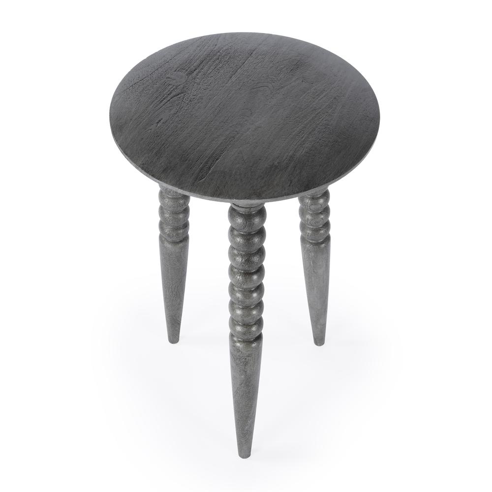 Fluornoy Wood Side Table, Gray. Picture 3